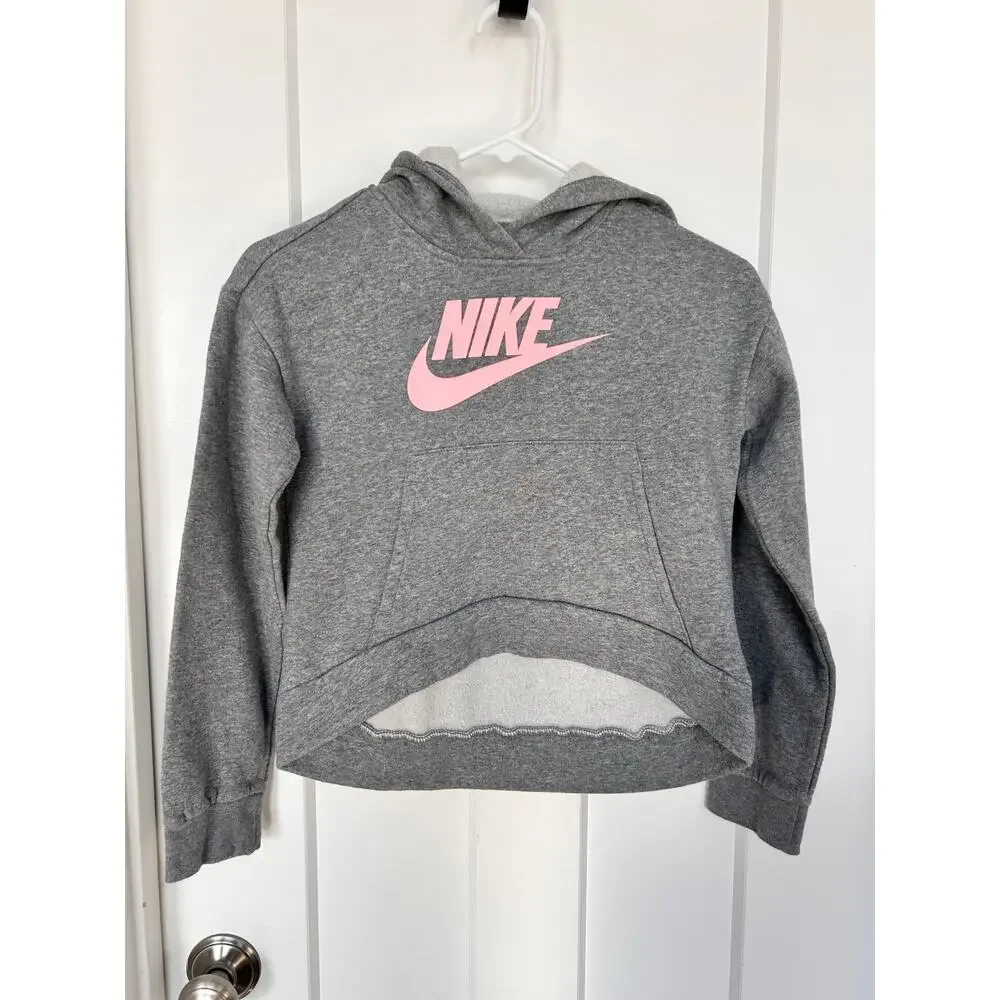 Nike Kids Standard Fit‎ Club Fleece High-Low Pullover Hoodie Gray Size Medium
